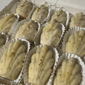 Signature Lemon Poppy Madeleines Box Subscription 1016