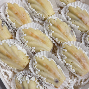 Custom Classic Madeleines Box 437